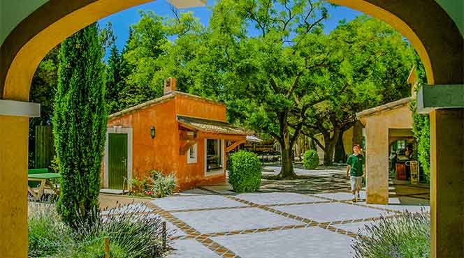 camping caravaning Aigues Mortes